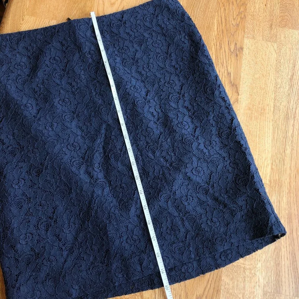 Cynthia Rowley Floral Lace Overlay Skirt Navy Blue Size 4